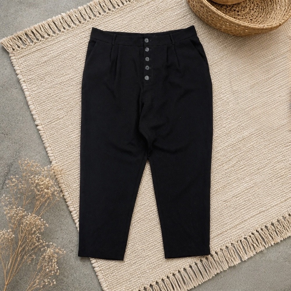 Anthropologie Sasha Cropped Tapered Pants 14‎ Black Button Fly Office Capsule